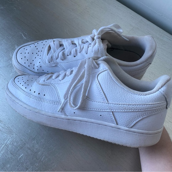 women’s nike court vision low (size 9.5w) - Picture 1 of 4